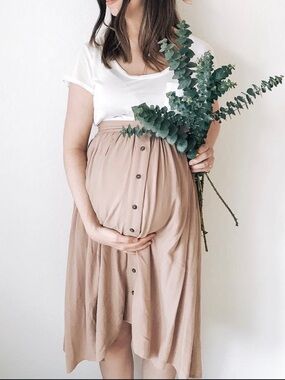 Dusty Rose Button-Front Midi Skirt with Pockets
